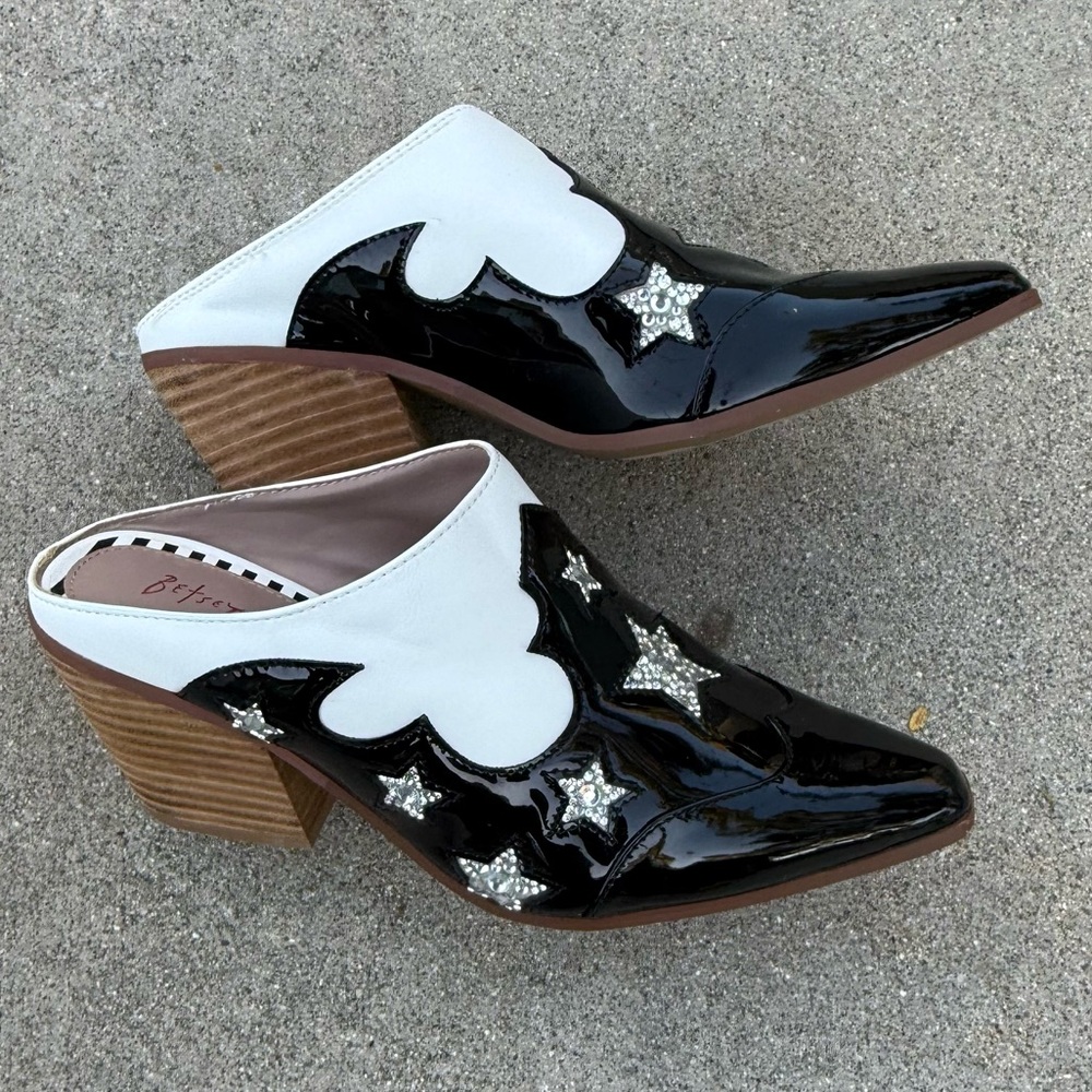 BETSEY JOHNSON Womens Black Western Dennis Almond Slip On Heeled Mules Shoes 7 - Picture 9 of 9